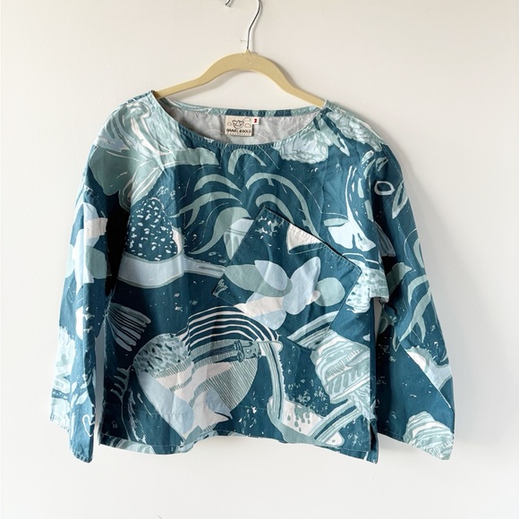 Gravel & Gold Tops - Gravel & Gold Loosey Lucy print Top 2 M Medium